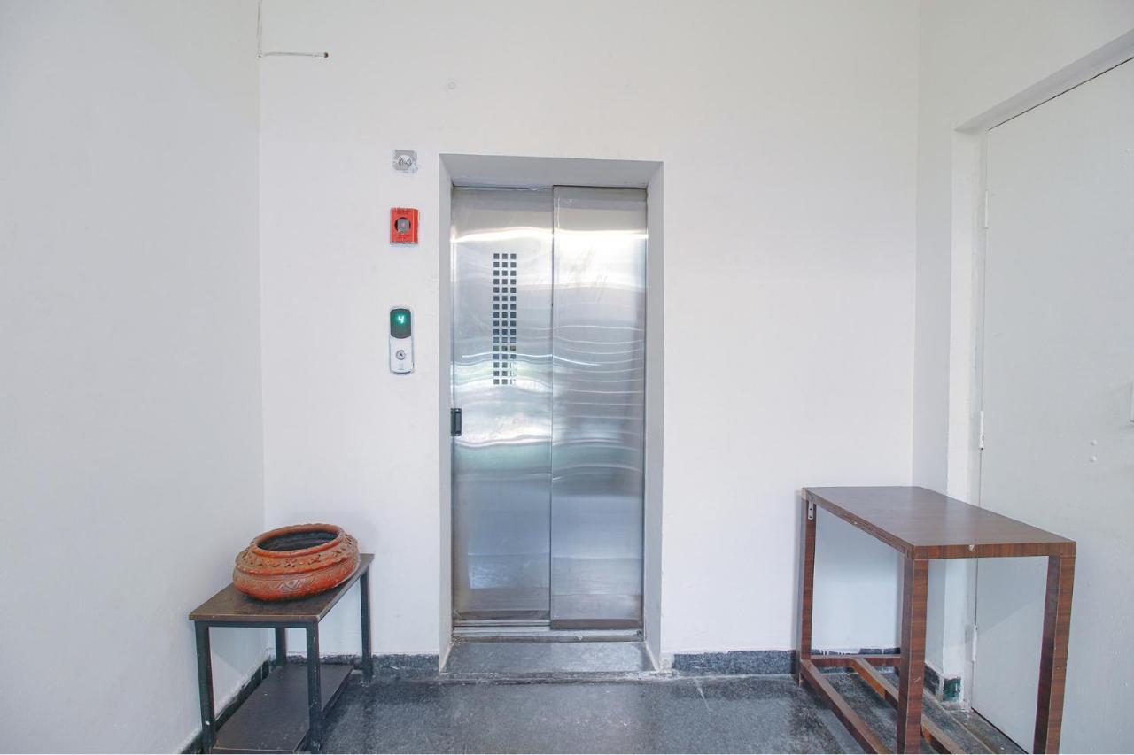 Fabexpress Saket Inn Bhopal Exteriör bild